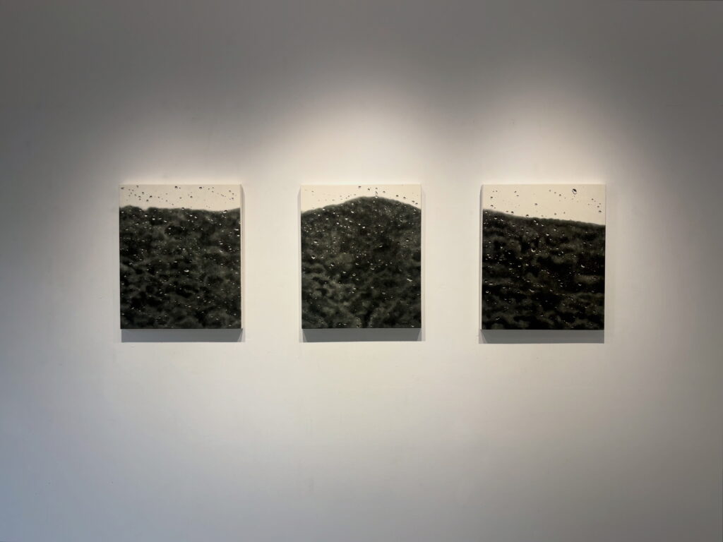 비 오는 0km의 풍경 전시전경3, 스페이스 투고